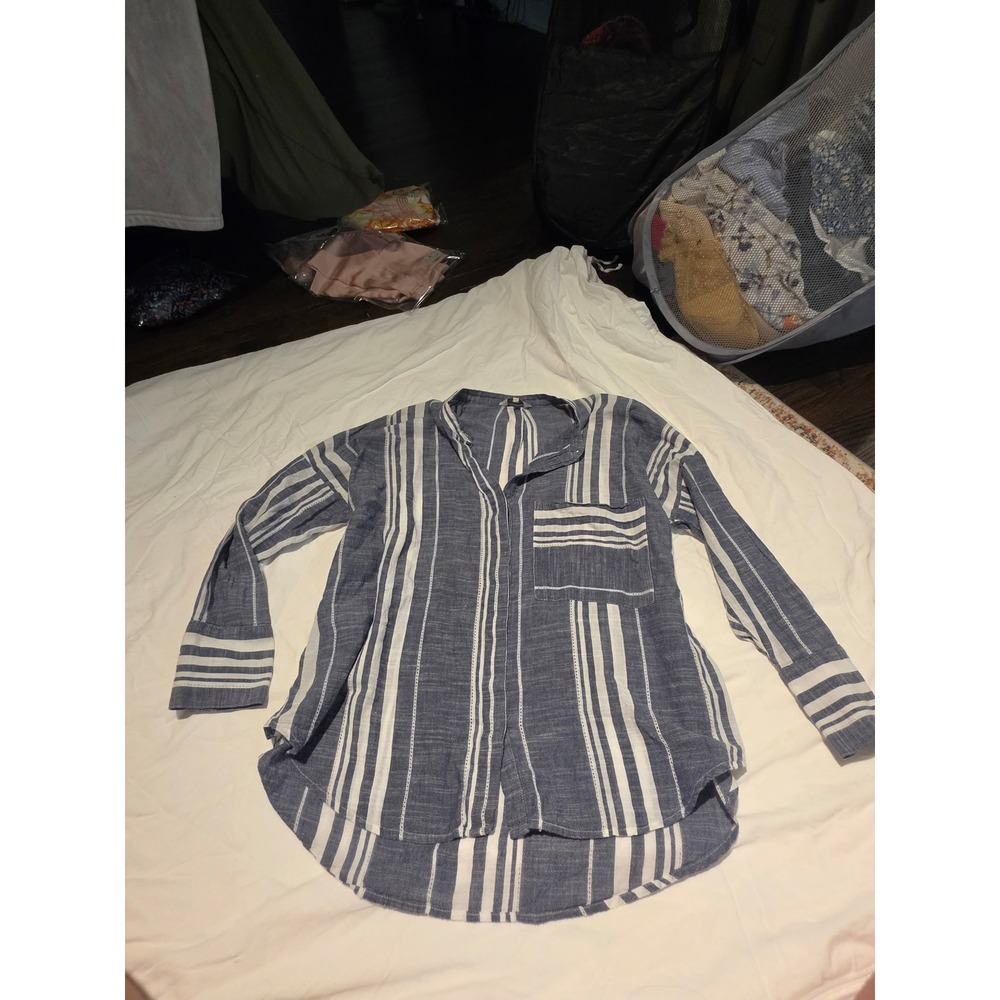 Lucky Brand Women Blue White Striped Button Down Shirt Small Long Sleeve